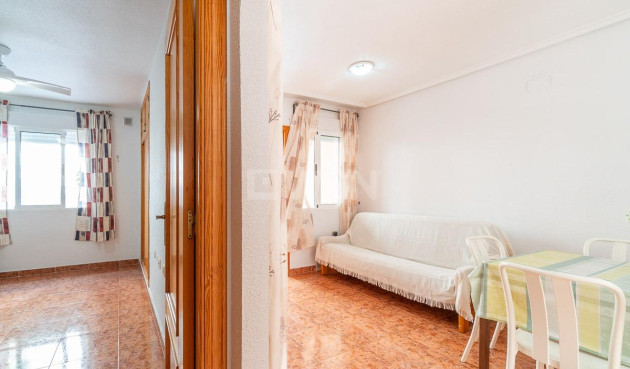 Resale - Apartment / flat - Torrevieja - Nueva Torrevieja