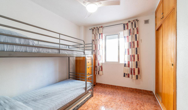 Resale - Apartment / flat - Torrevieja - Nueva Torrevieja