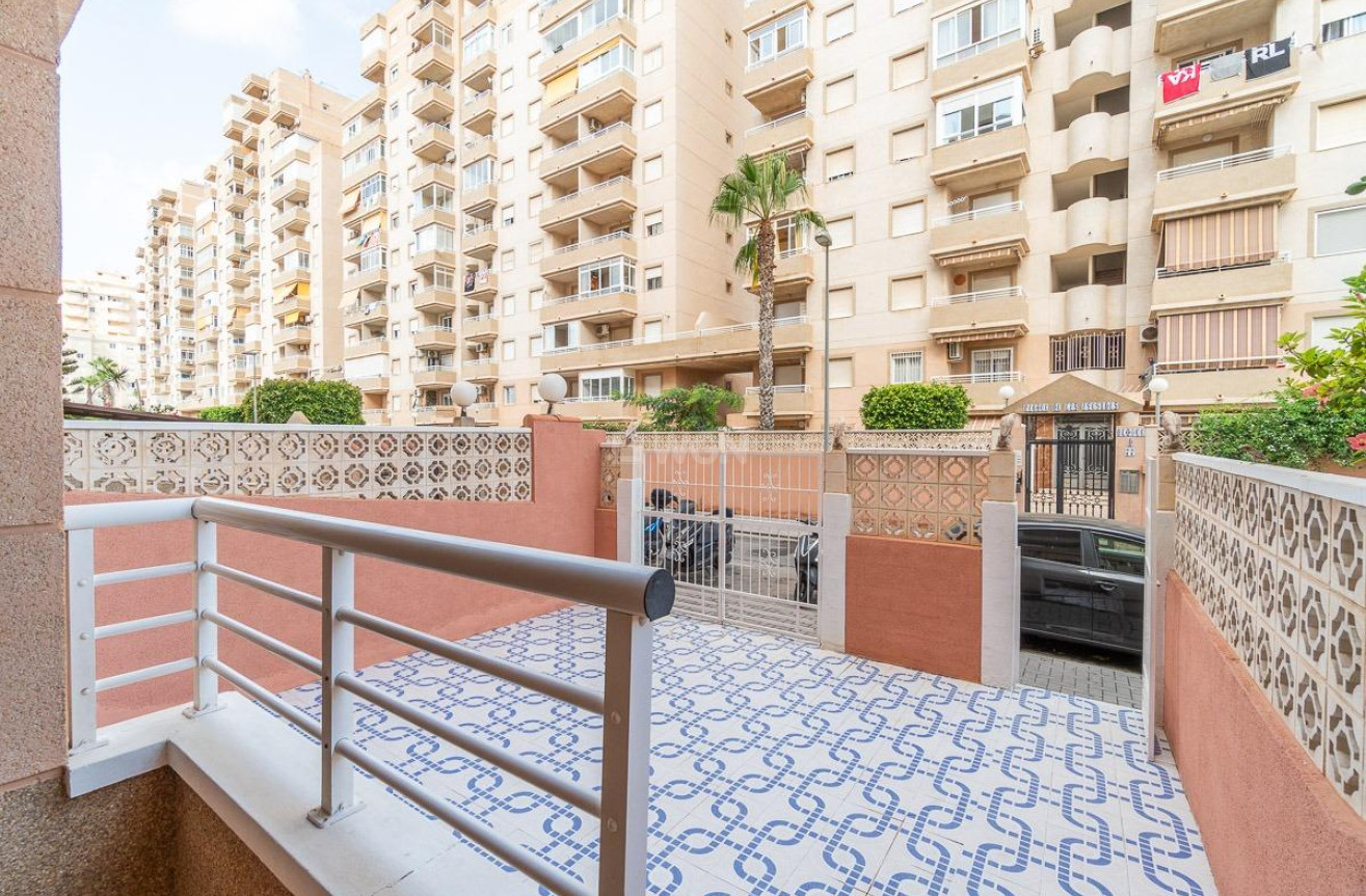 Resale - Apartment / flat - Torrevieja - Nueva Torrevieja