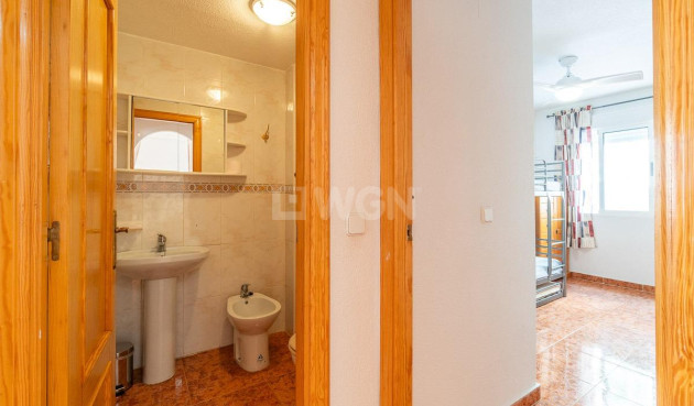 Resale - Apartment / flat - Torrevieja - Nueva Torrevieja