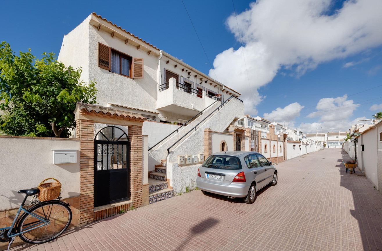 Resale - Bungalow - Torrevieja - Los Frutales