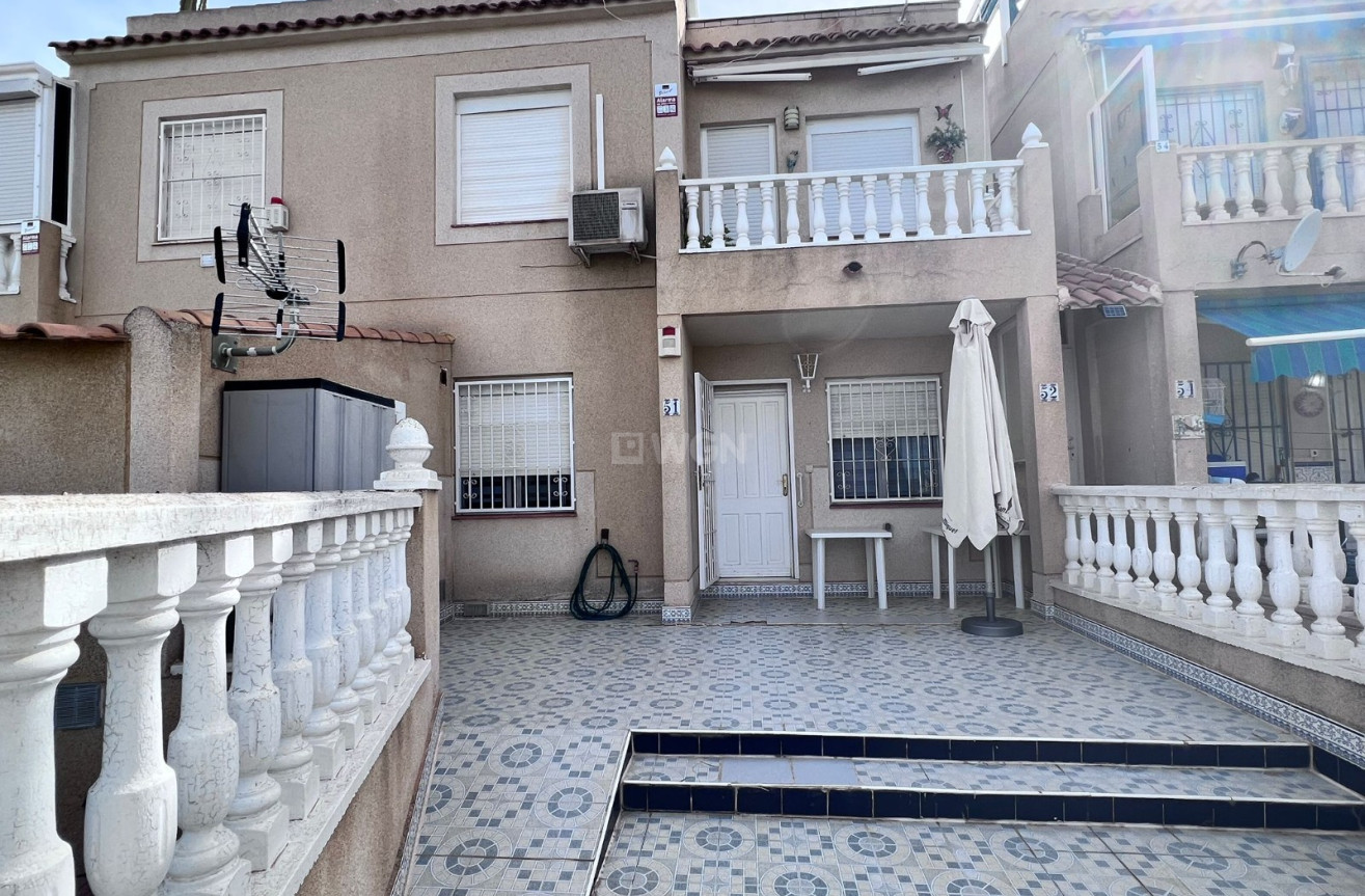 Resale - Apartment / flat - Torrevieja - Costa Blanca