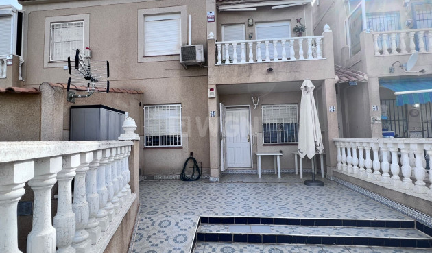 Resale - Apartment / flat - Torrevieja - Costa Blanca