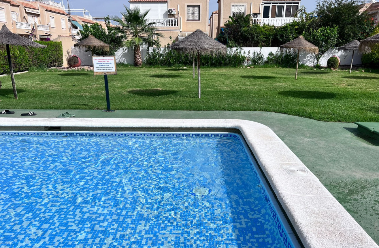 Resale - Apartment / flat - Torrevieja - Costa Blanca