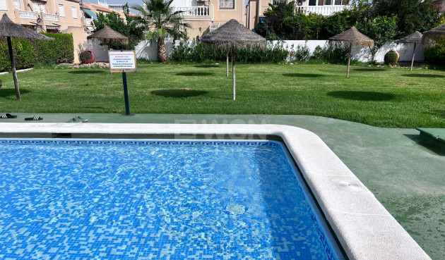 Resale - Apartment / flat - Torrevieja - Costa Blanca