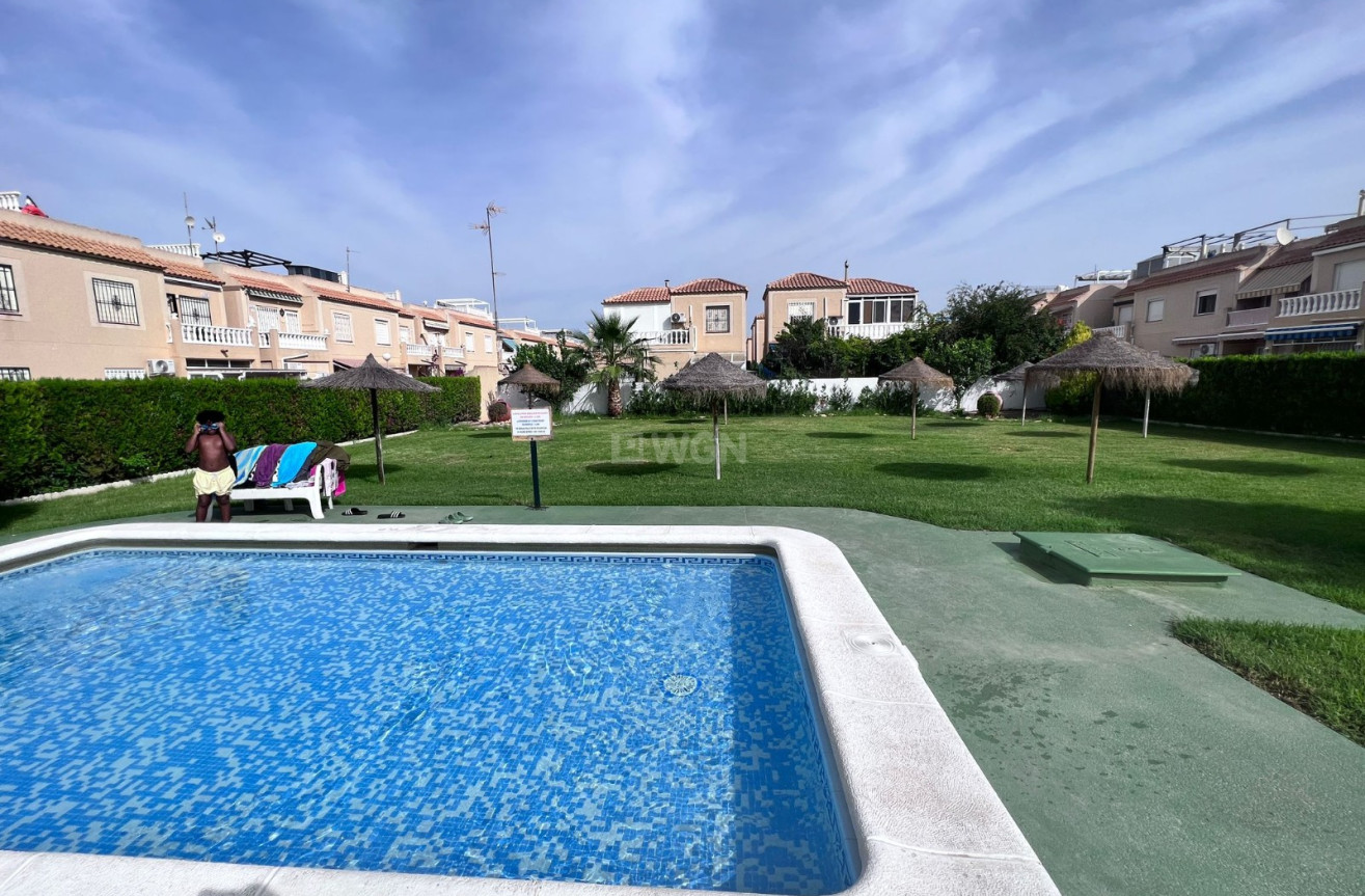 Resale - Apartment / flat - Torrevieja - Costa Blanca