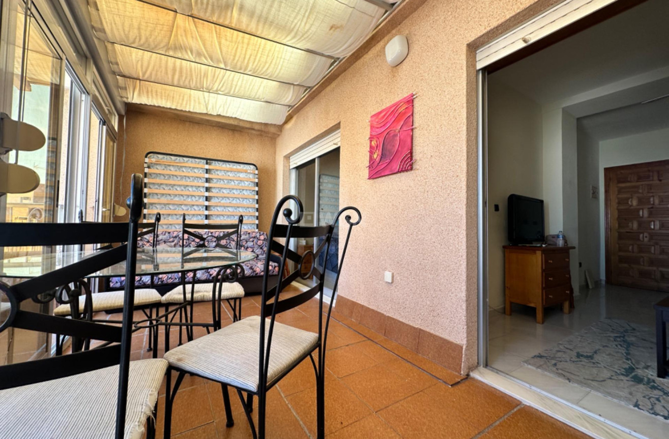 Resale - Apartment / flat - Torrevieja - Playa de los Locos