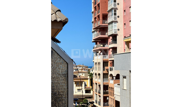 Resale - Apartment / flat - Torrevieja - Playa de los Locos