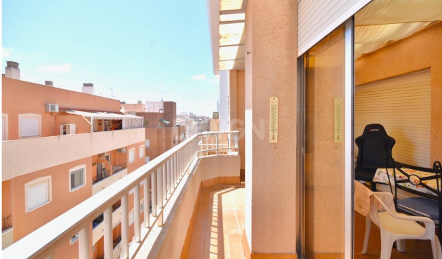 Resale - Apartment / flat - Torrevieja - Playa de los Locos