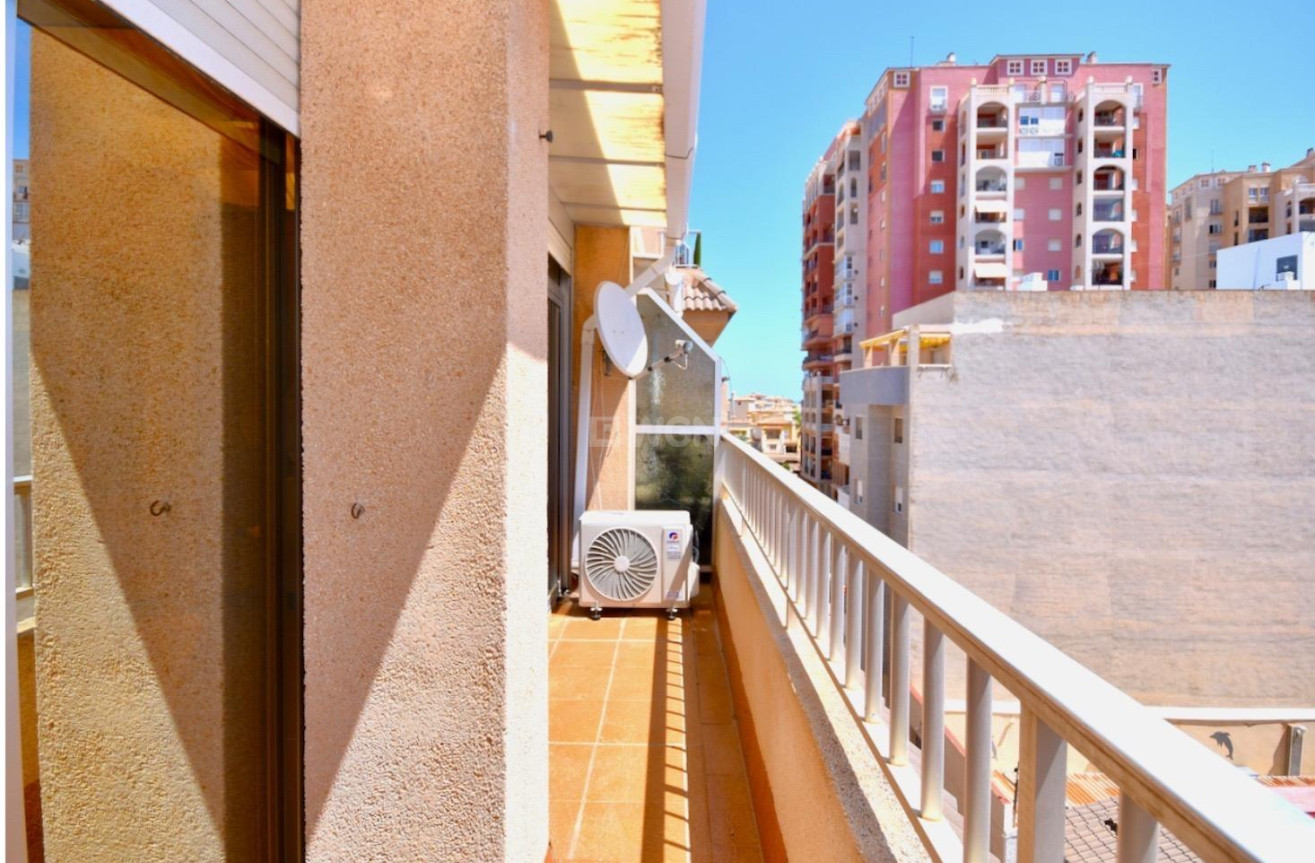 Resale - Apartment / flat - Torrevieja - Playa de los Locos