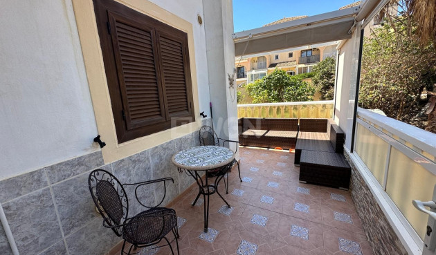 Reventa - Apartamento / piso - Orihuela - Inland