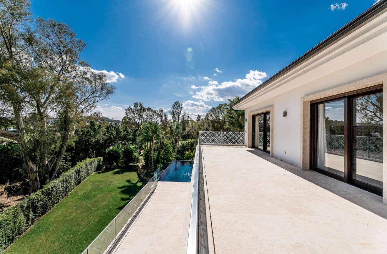 Reventa - Villa - Nueva Andalucía - Costa del Sol