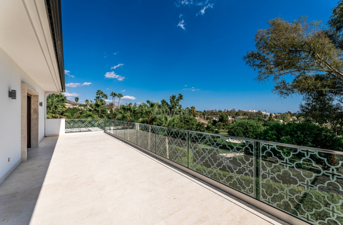 Reventa - Villa - Nueva Andalucía - Costa del Sol