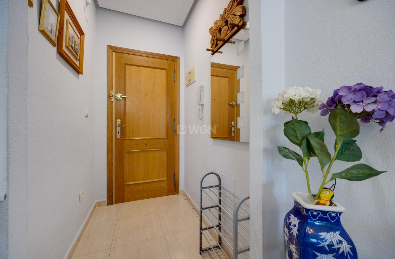 Resale - Apartment / flat - Torrevieja - Costa Blanca