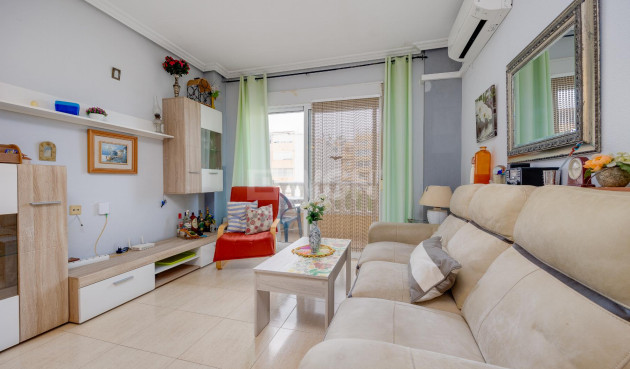 Resale - Apartment / flat - Torrevieja - Costa Blanca