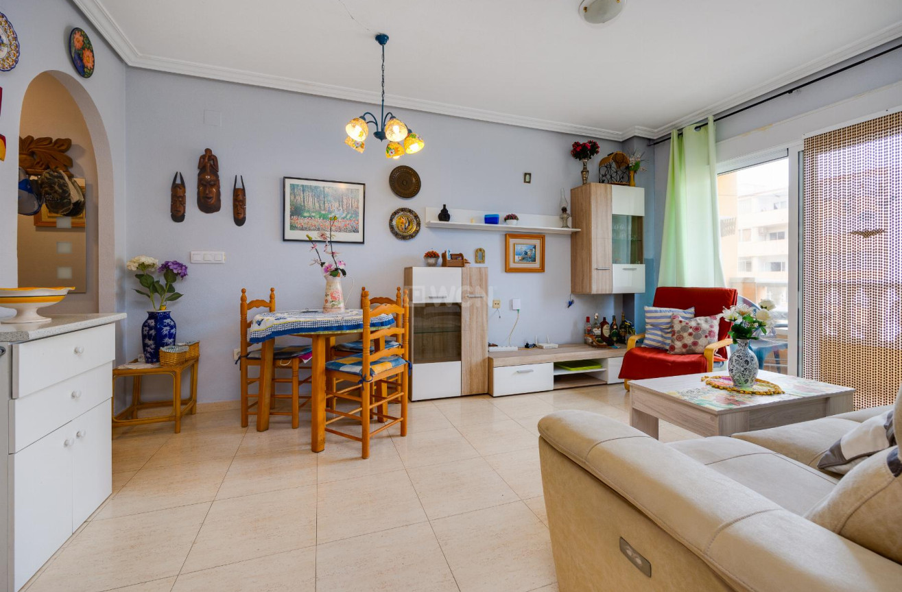 Resale - Apartment / flat - Torrevieja - Costa Blanca