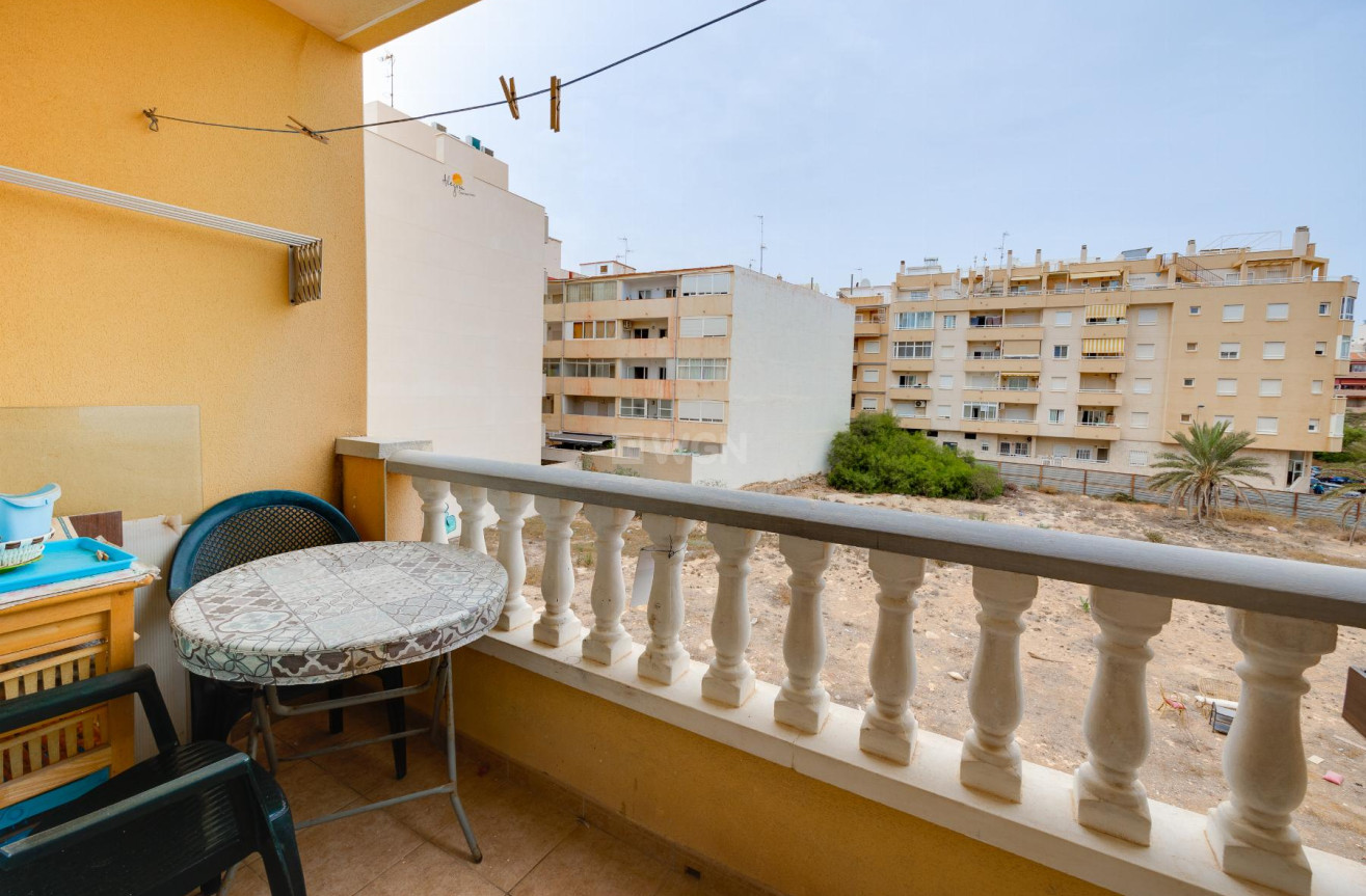 Resale - Apartment / flat - Torrevieja - Costa Blanca