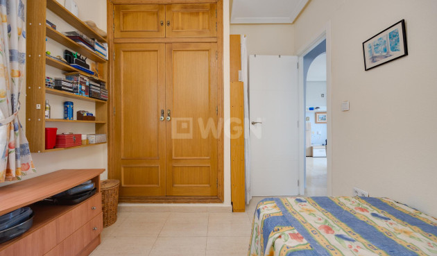 Resale - Apartment / flat - Torrevieja - Costa Blanca