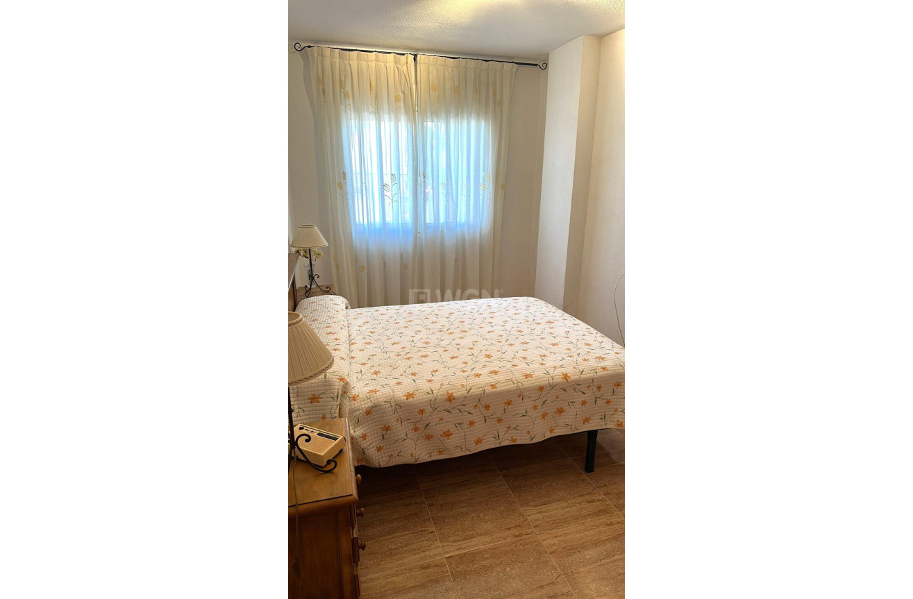 Resale - Apartment / flat - Los Alcázares - Centro