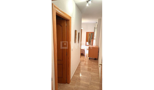 Resale - Apartment / flat - Los Alcázares - Centro