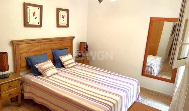 Resale - Apartment / flat - Los Alcázares - Centro