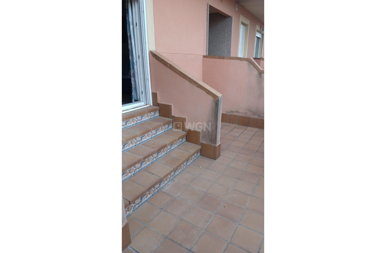 Resale - Apartment / flat - Los Alcázares - Centro