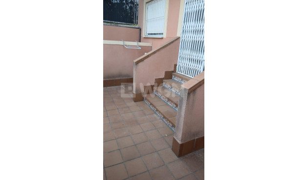 Resale - Apartment / flat - Los Alcázares - Centro