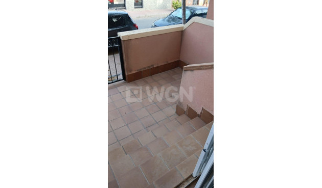 Resale - Apartment / flat - Los Alcázares - Centro