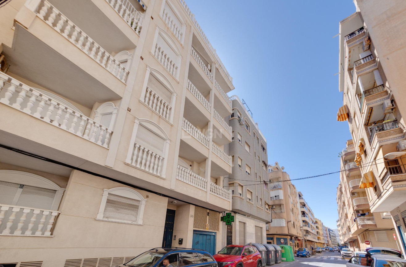 Reventa - Duplex - Torrevieja - Playa de los Locos