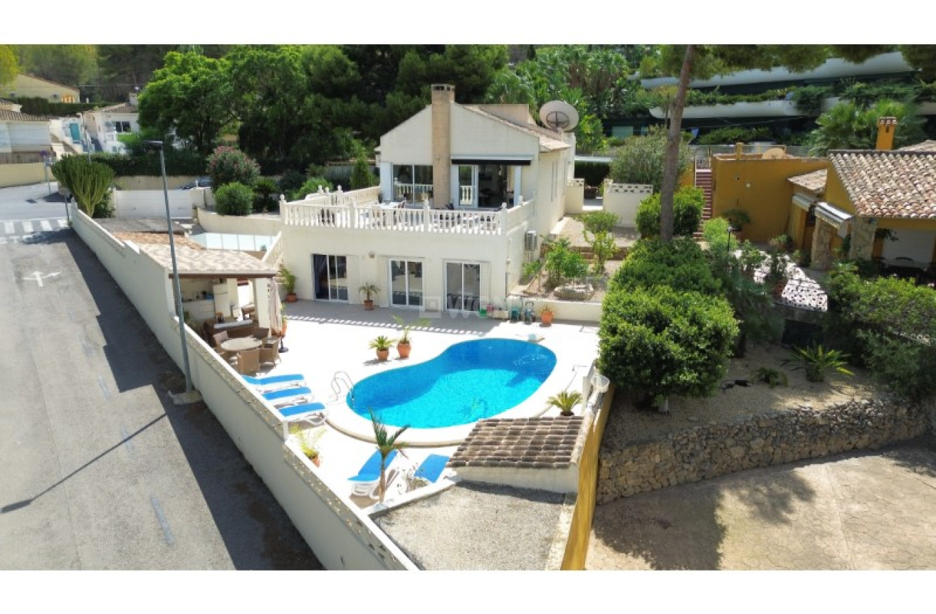 Resale - Villa - Alfas del Pí - Costa Blanca