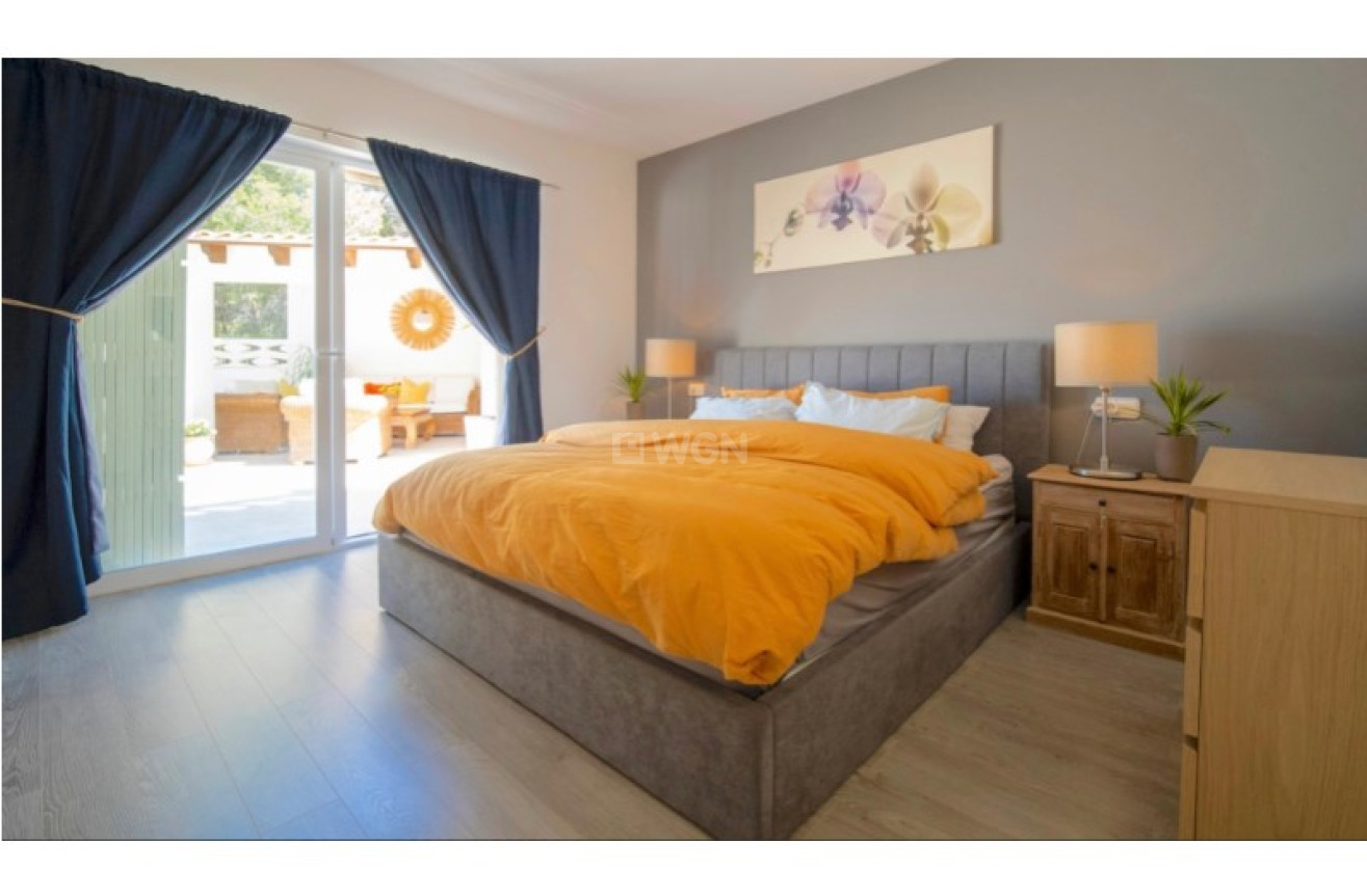 Resale - Villa - Alfas del Pí - Costa Blanca