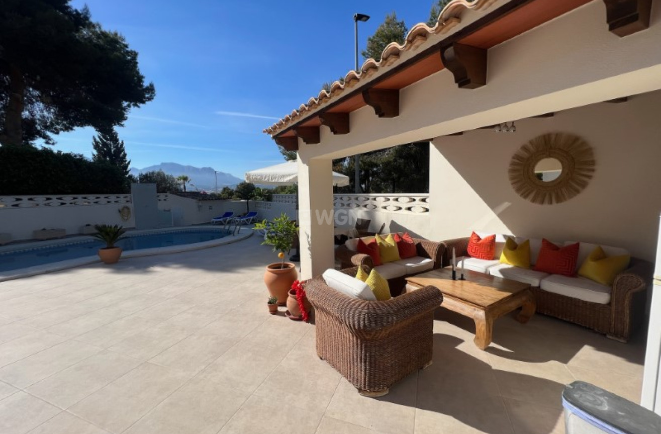 Reventa - Villa - Alfas del Pí - Costa Blanca