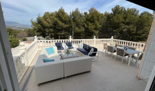 Reventa - Villa - Alfas del Pí - Costa Blanca