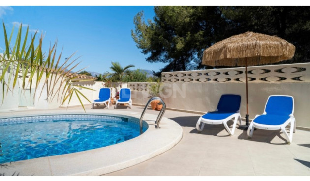 Resale - Villa - Alfas del Pí - Costa Blanca