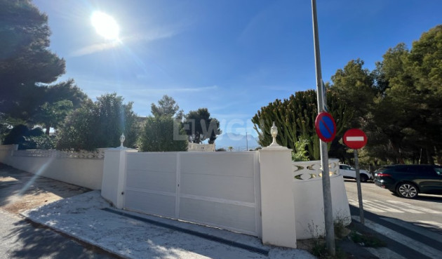 Odsprzedaż - Villa - Alfas del Pí - Costa Blanca