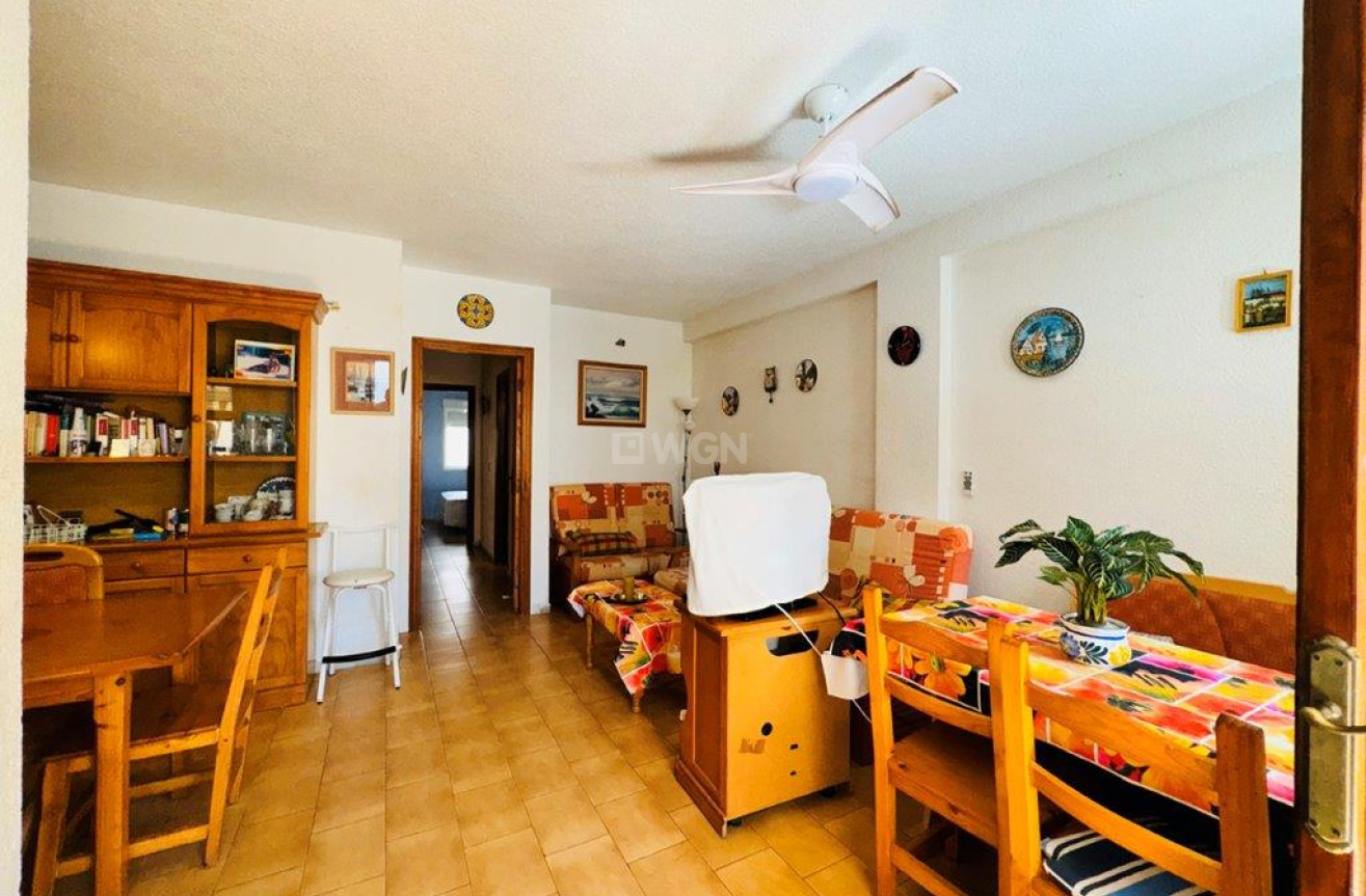 Resale - Apartment / flat - La Mata - Costa Blanca