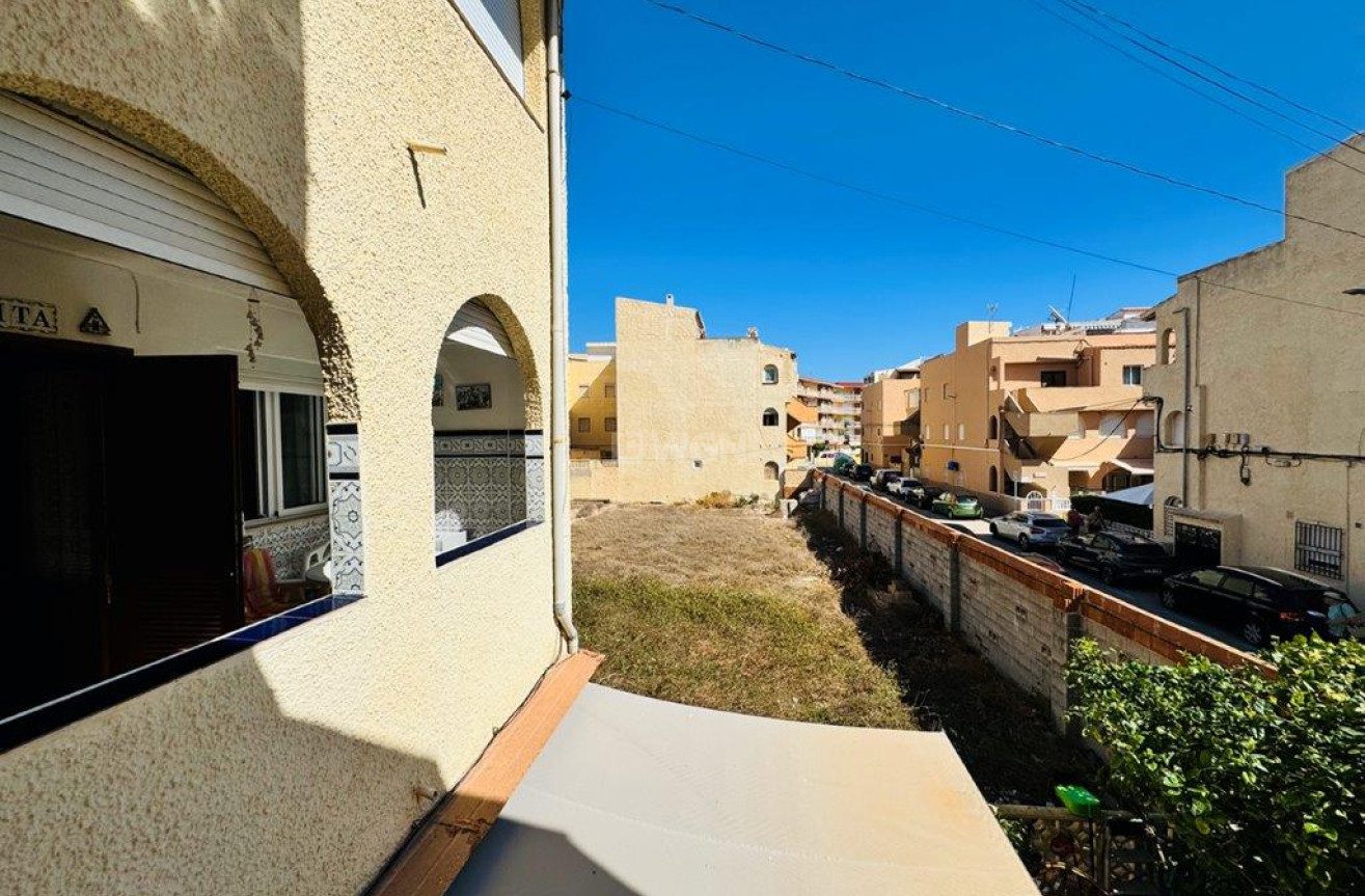 Resale - Apartment / flat - La Mata - Costa Blanca