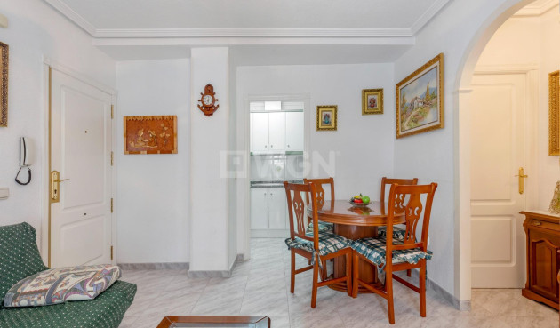 Resale - Apartment / flat - Torrevieja - Estacion De Autobuses