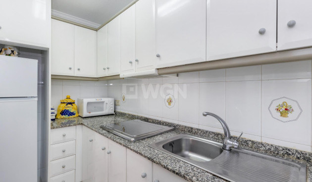 Reventa - Apartamento / piso - Torrevieja - Estacion De Autobuses