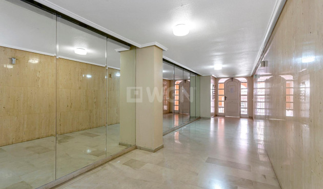 Resale - Apartment / flat - Torrevieja - La Mata Pueblo