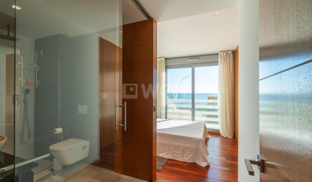 Resale - Apartment / flat - Torrevieja - La Mata