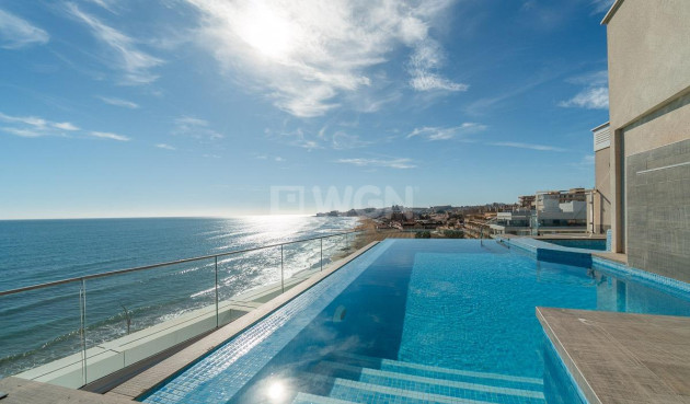 Resale - Apartment / flat - Torrevieja - La Mata