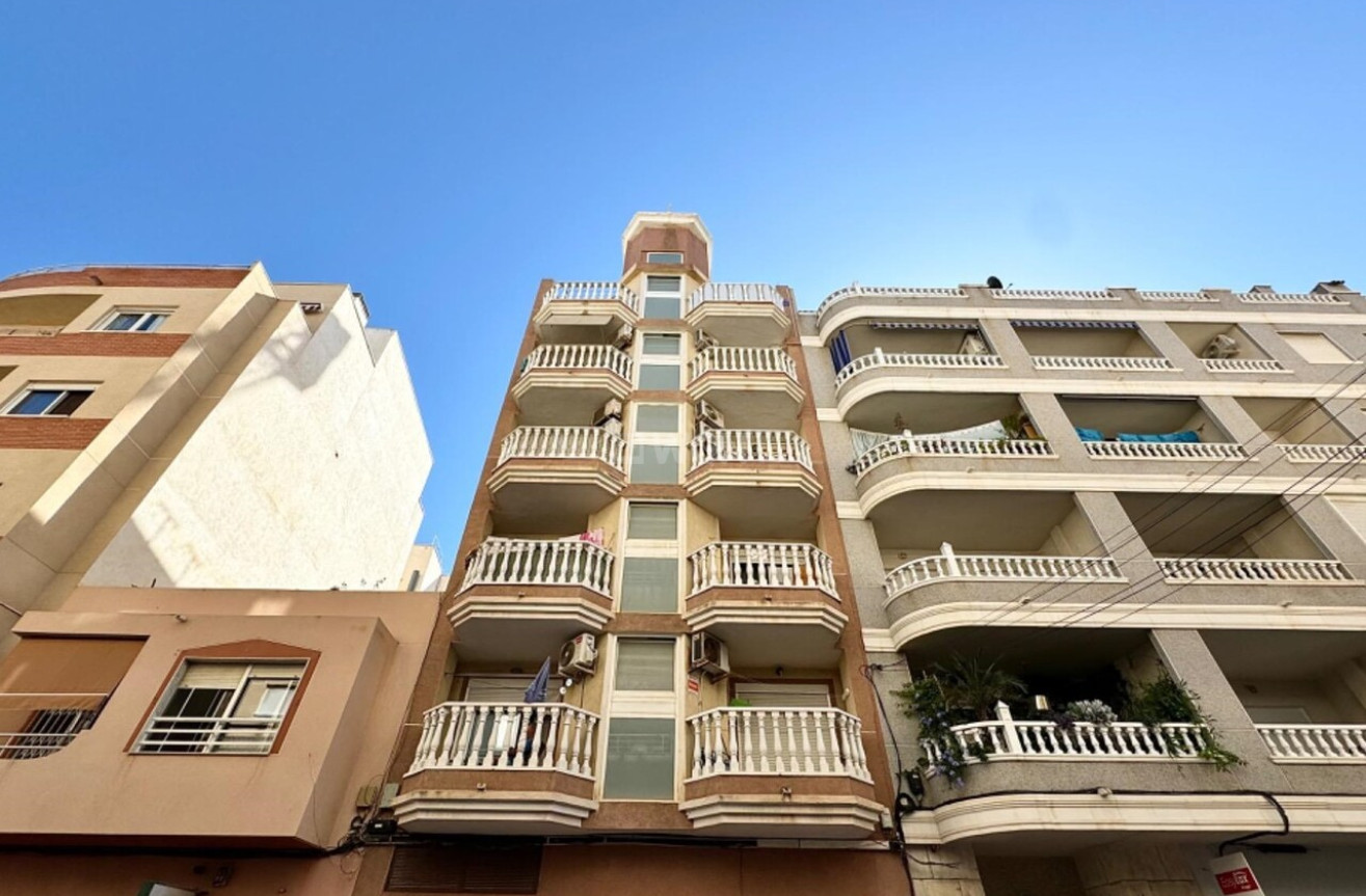 Resale - Apartment / flat - Torrevieja - Costa Blanca