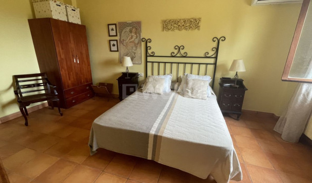 Resale - Villa - Penaguila - Inland