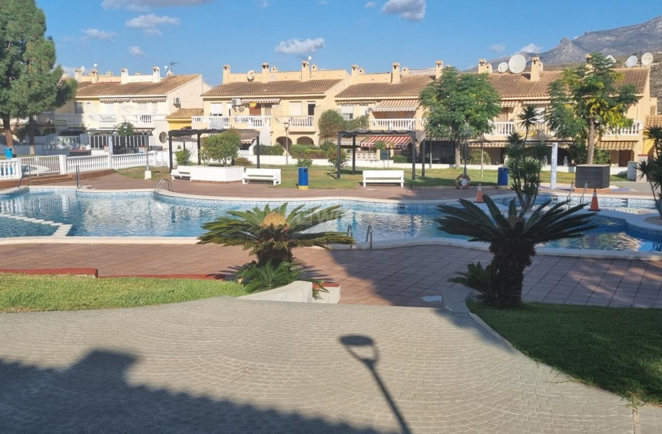 Odsprzedaż - Bungalow - El Campello - Pueblo Acantilado-lanuza