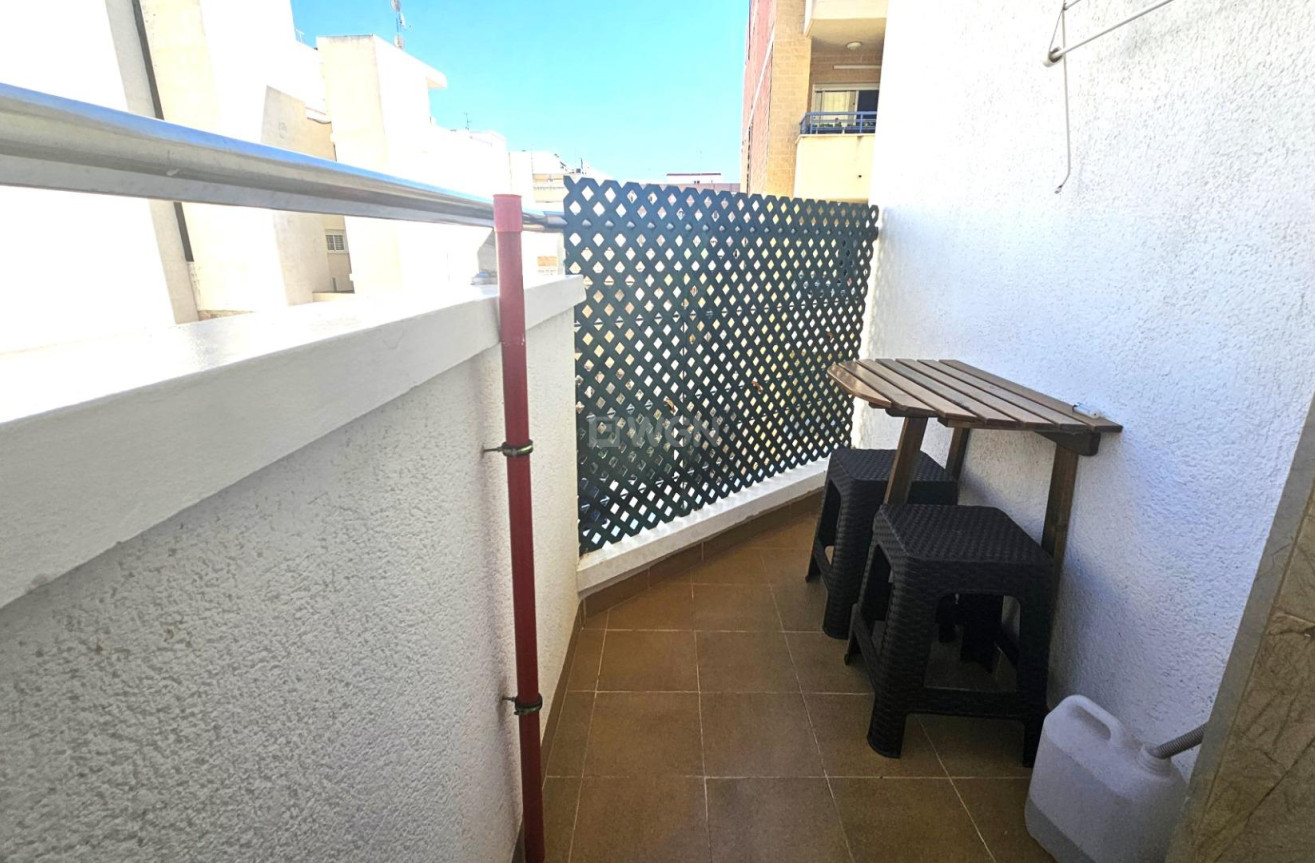 Reventa - Apartamento / piso - Torrevieja - Centro