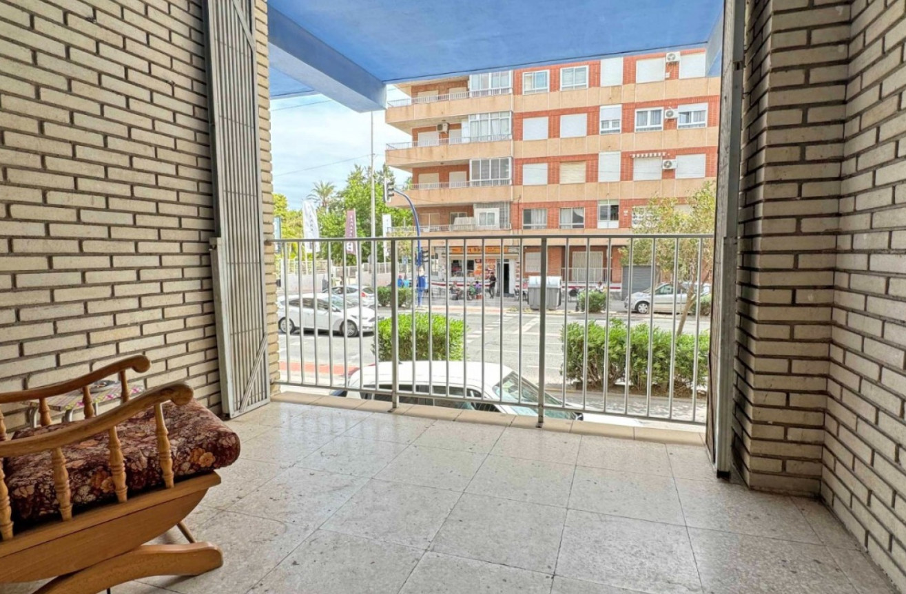 Resale - Apartment / flat - Torrevieja - Costa Blanca