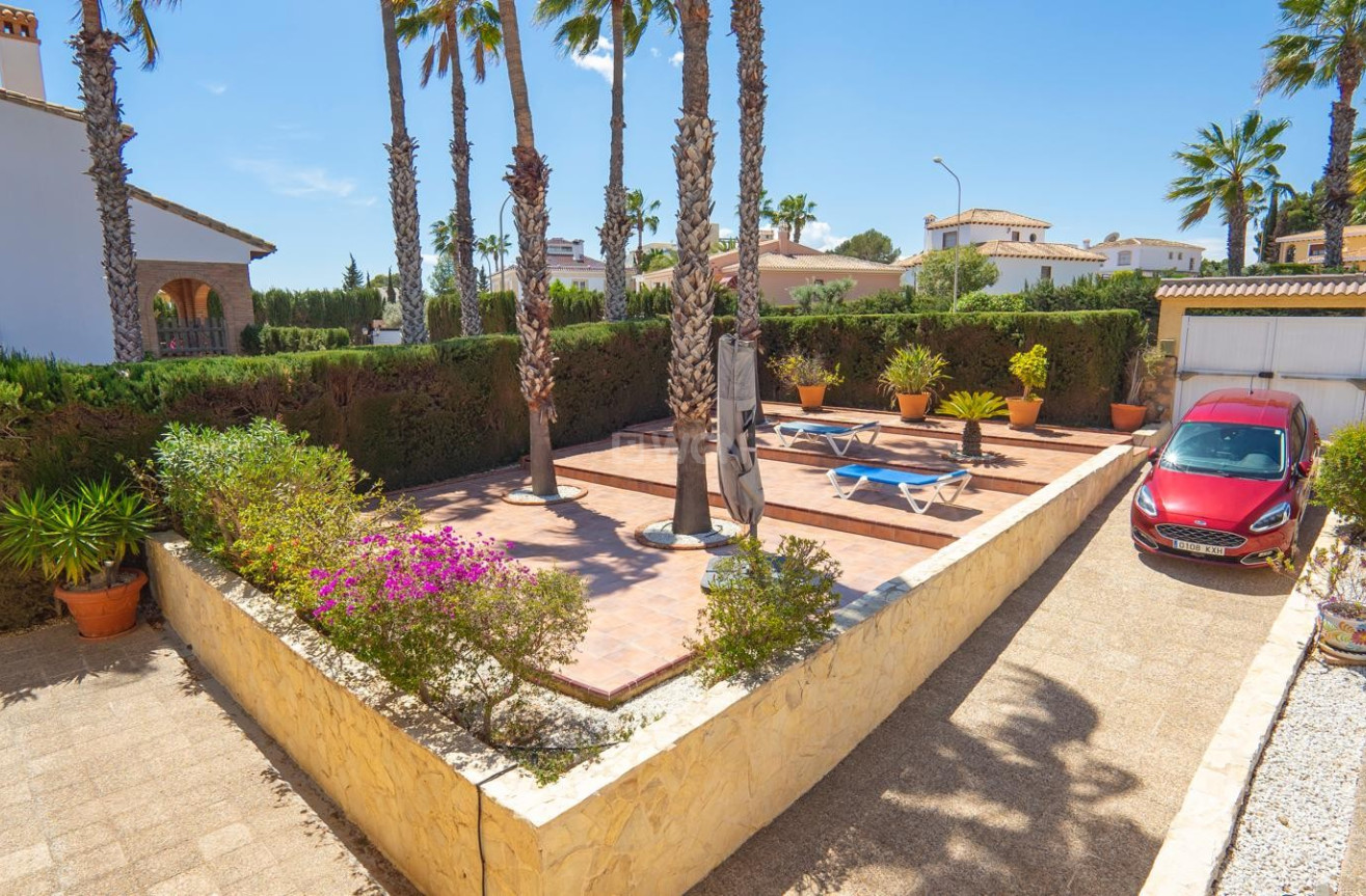 Odsprzedaż - Villa - Orihuela Costa - Costa Blanca