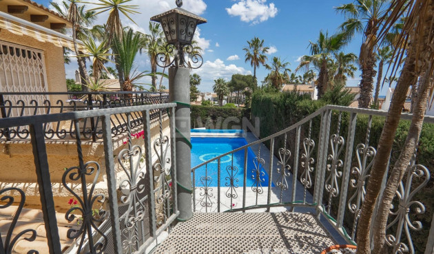 Reventa - Villa - Orihuela Costa - Costa Blanca