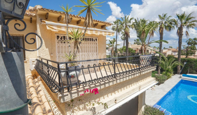 Resale - Villa - Orihuela Costa - Costa Blanca